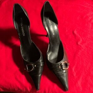 Black Michael Shannon 2.5” black leather heels with silver buckle on top Size 10